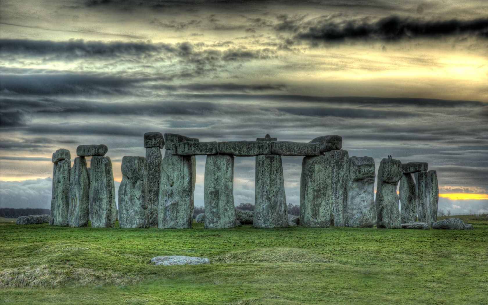 STONEHENGE